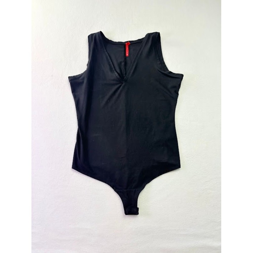 Spanx Bodysuit Women Large Black V-Neck Sleeveless Thong Back Shapewear